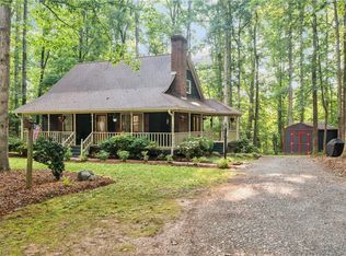 6836 Taylor Woods Ln, Pleasant Garden, NC 27313