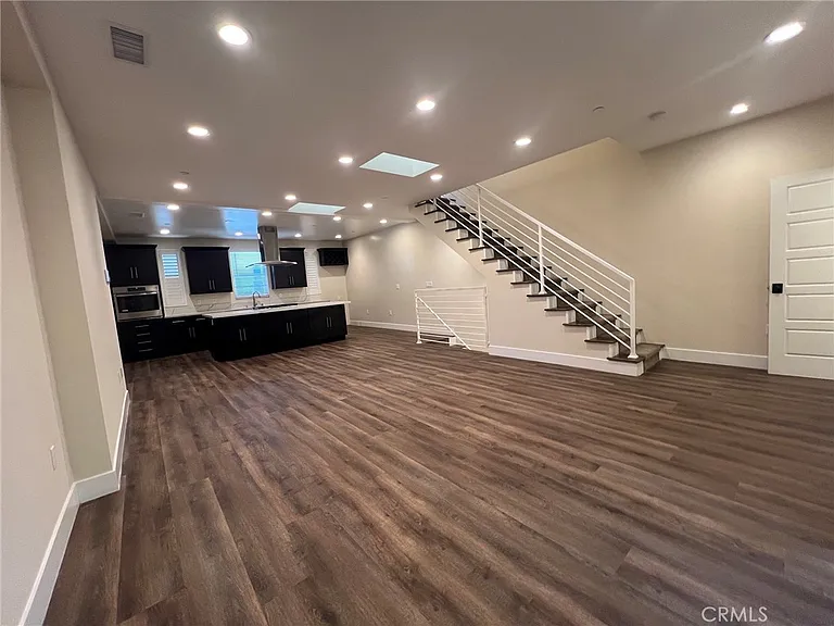 13804 Cordary Ave — Photo 27
