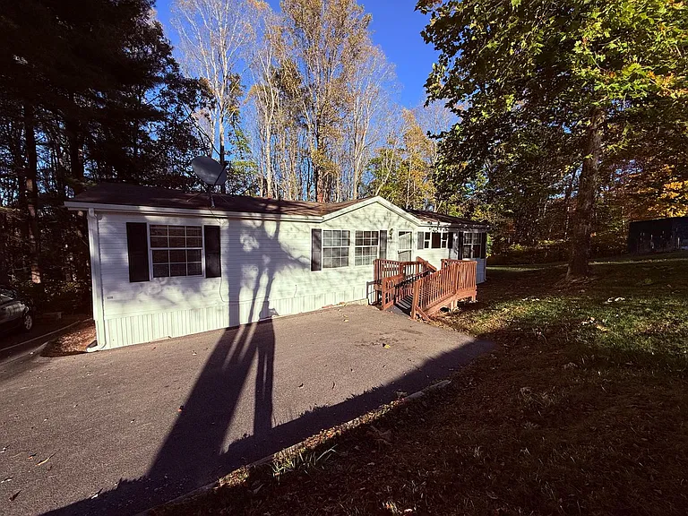 1650 Keisters Branch Rd — Photo 1