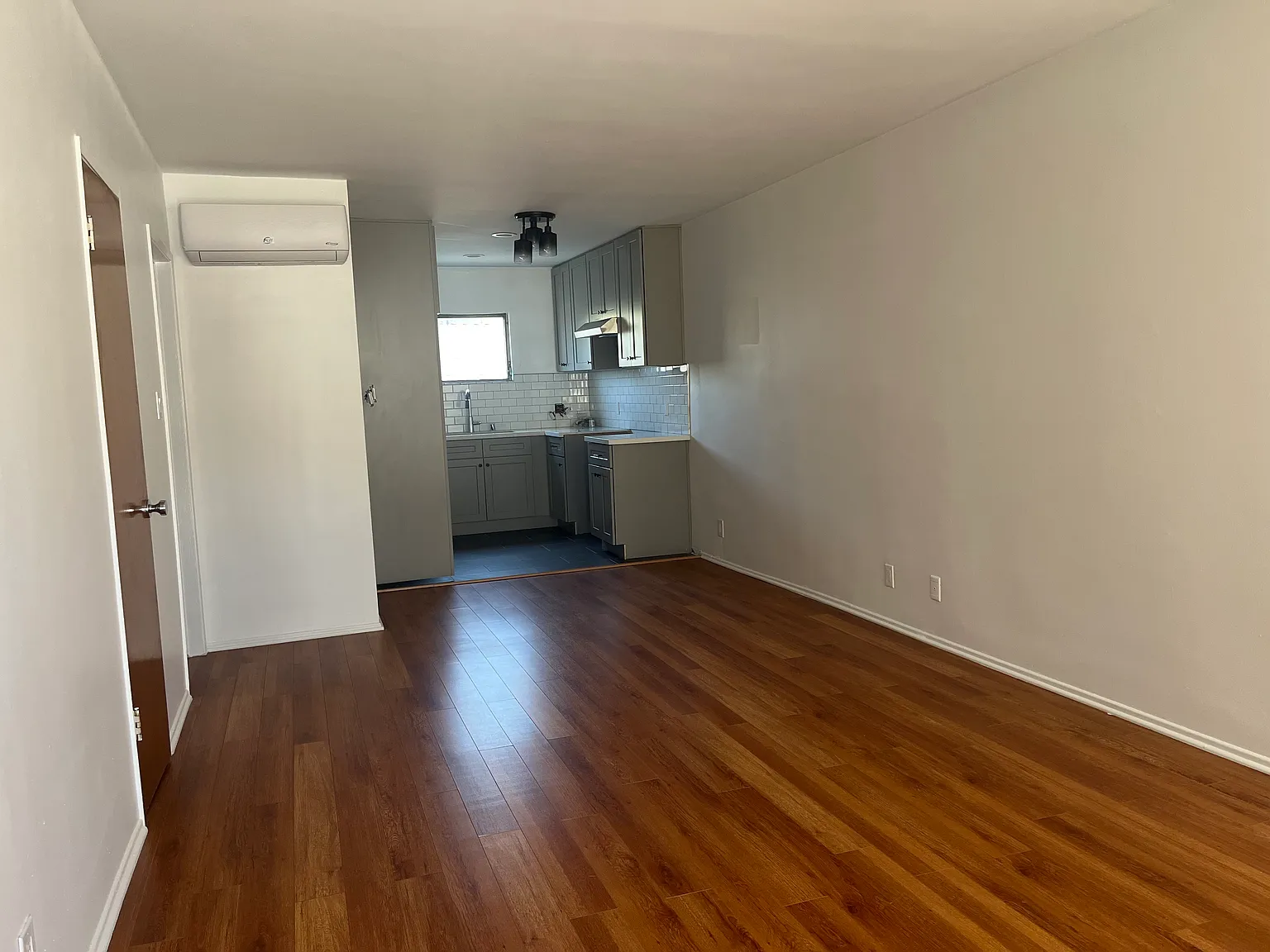 1 bed, 800 sqft, $2,495 — Photo 4