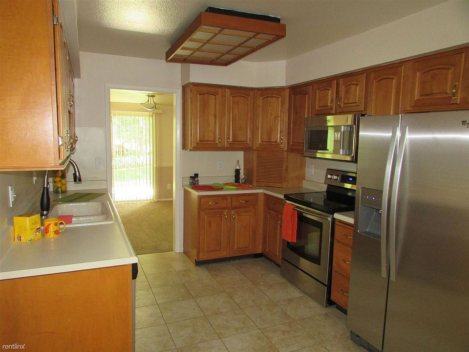 7202 Kitchen