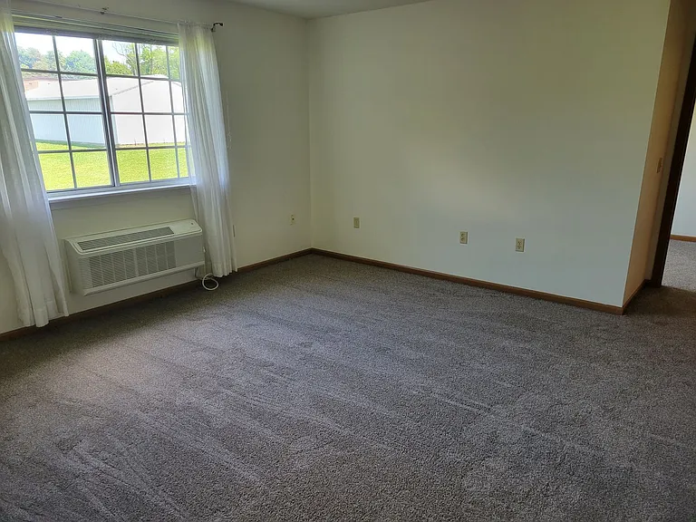 Kittery Ridge — Photo 4