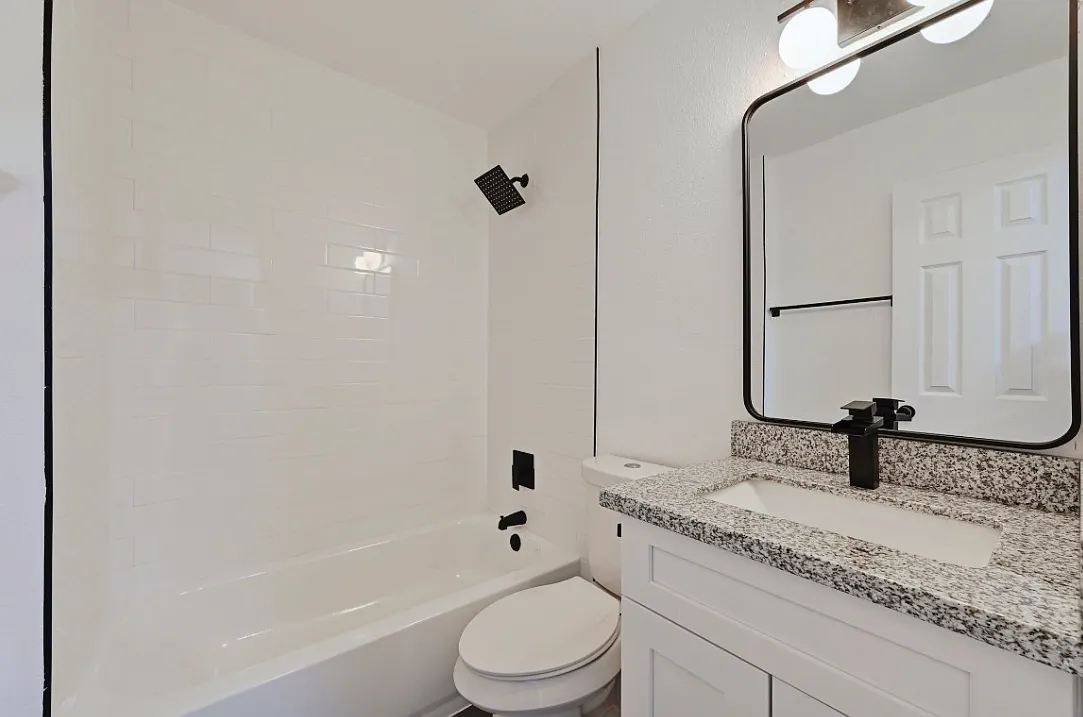 2 bed, 850 sqft, $1,295 — Photo 4