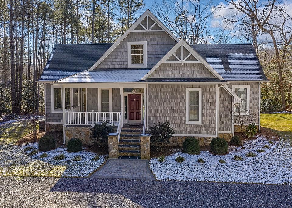 1st image of 1566 Riverwood Dr