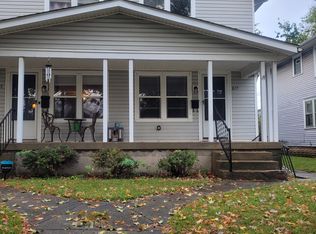 877 Gladden Rd, Columbus, OH 43212