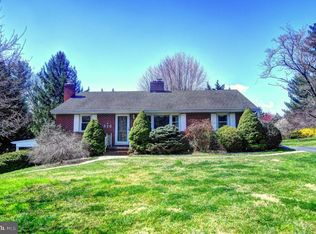 816 Wisteria Dr, Westminster, MD 21157