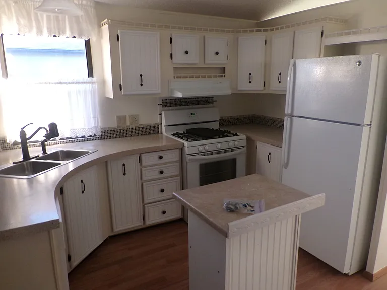 886 S Dante Dr — Photo 5