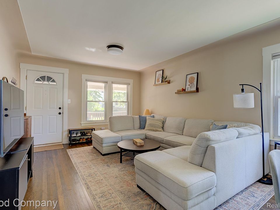 215 E Hazelhurst St, photo 10