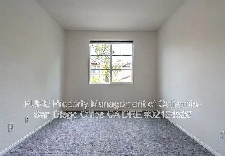 1658 El Raval Way #2 — Photo 9