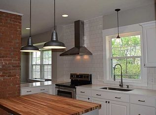 847 Smith St, Providence, RI 02908