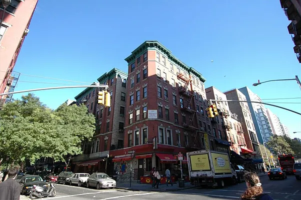 Rented by Corcoran | media 24