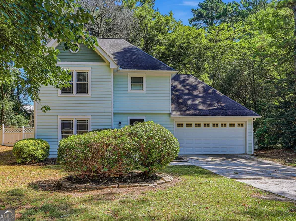 2130 Grayfield Dr, Grayson, GA 30017