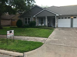 10831 Spring Shadows Dr, Houston, TX 77064