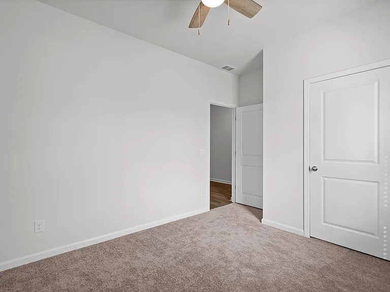 Lightered Knot Ct SE — Photo 18