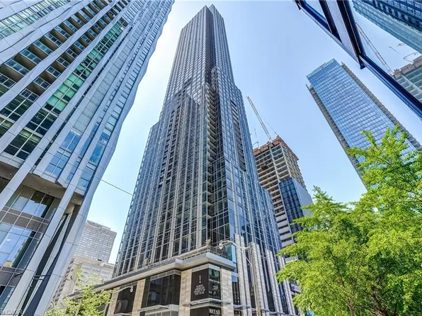 11 Yorkville Ave #2409, Toronto, ON M4W 0B1