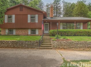 8554 Conservation St NE, Ada, MI 49301