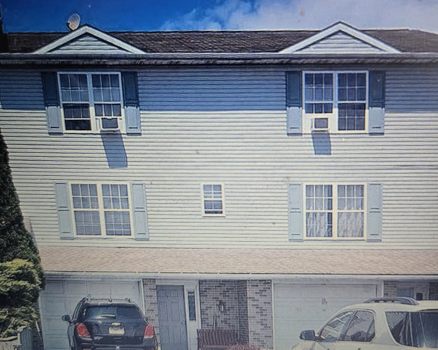 3 bed, 1105 sqft, $2,000 — Photo 1
