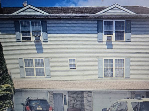 175 Victoria Arms Cir