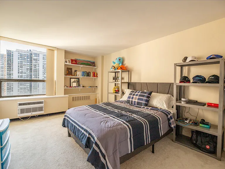 1460 N Sandburg Ter #1503A — Photo 11