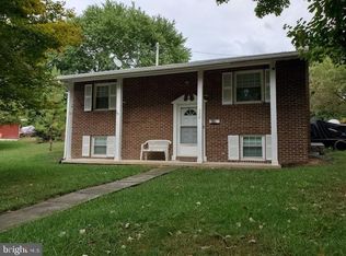 322 N Grafton St, Romney, WV 26757