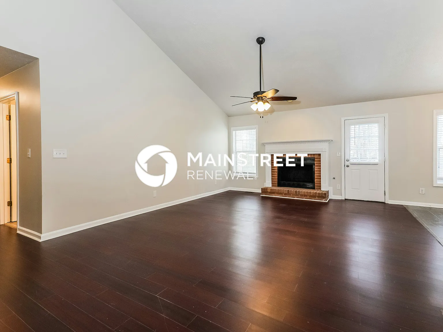395 Whaleys Lake Dr — Photo 2