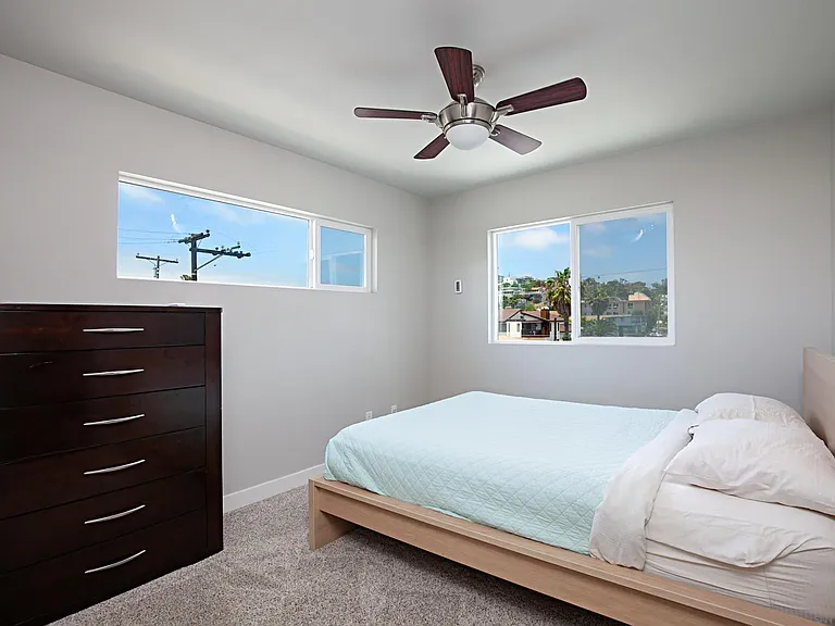 3047 Keats St — Photo 26