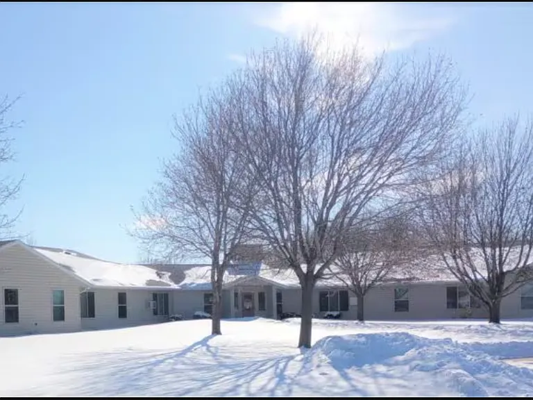 745 Streeter Dr #745 — Photo 4
