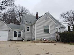 2018 Waterloo Rd, Cedar Falls, IA 50613