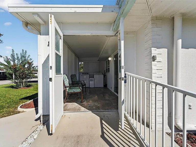 1802 Bedford Ln #12 — Photo 18