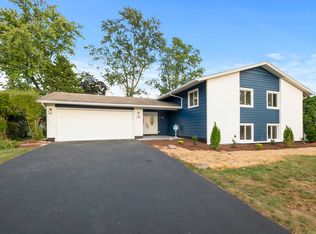 5927 Sherman Dr, Woodridge, IL 60517