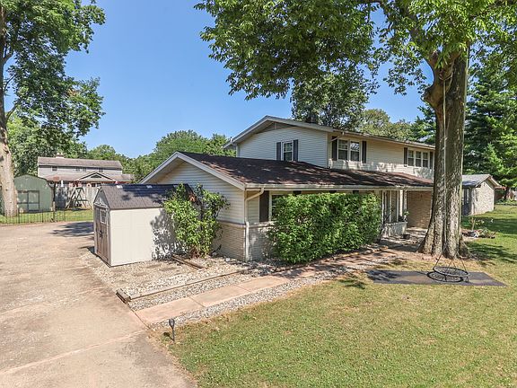 3rd image of 4206 Ridgeway Ave