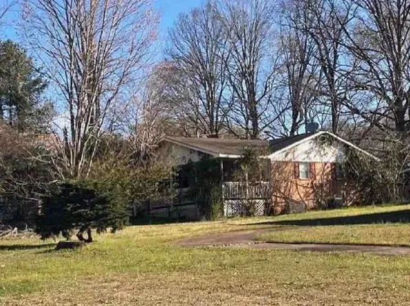 838 Hudlow Rd, Forest City, NC 28043