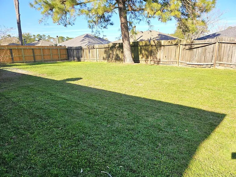 2327 Shadbury Ct — Photo 20