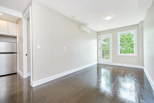 Rented by Douglas Elliman | media 16