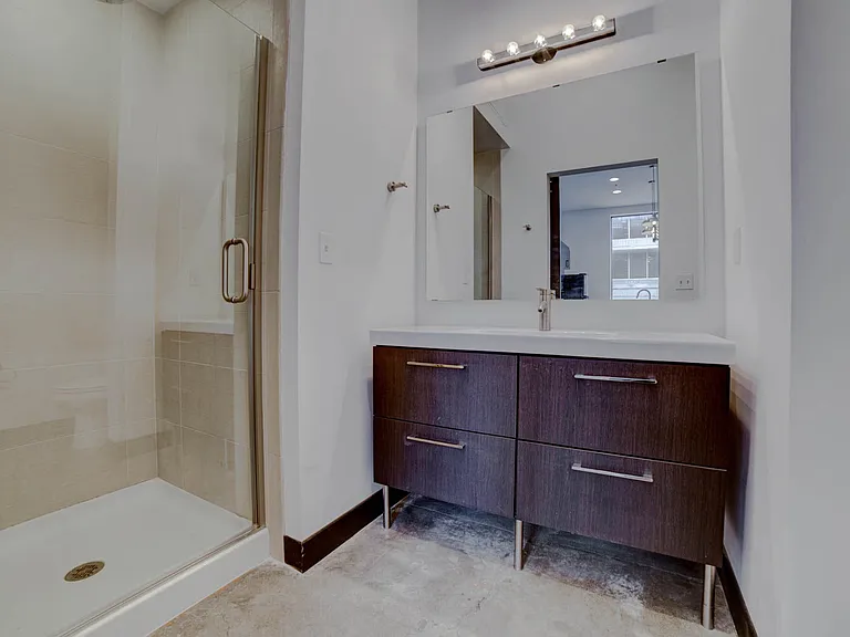 Vandever Lofts — Photo 17