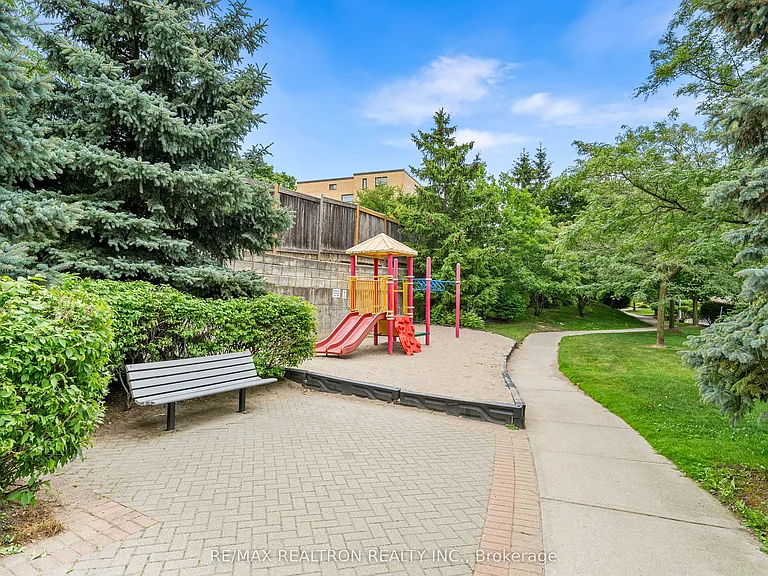 1700 Eglinton Ave E #315 — Photo 18