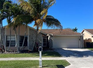 21023 Rustlewood Ave, Boca Raton, FL 33428