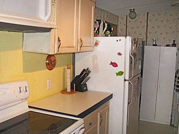 4th image of 1524 Barkwood Ln