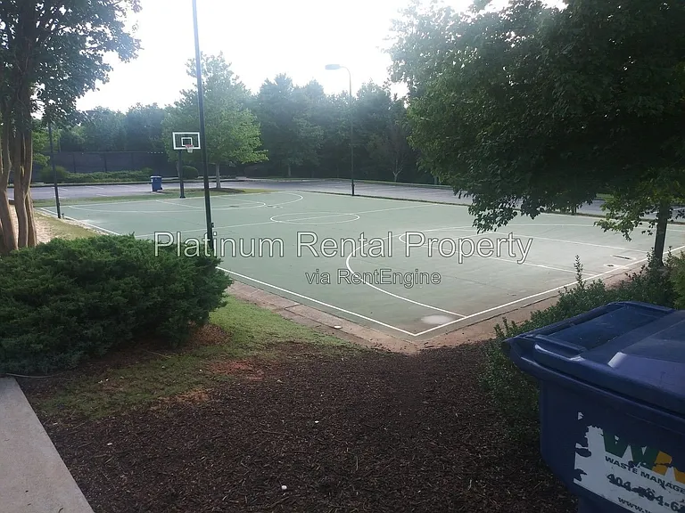 221 Balaban Cir — Photo 60
