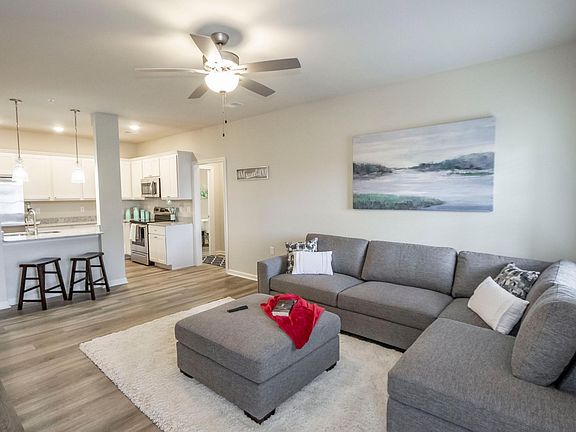 5th image of 320 Hannah Todd Pl #102