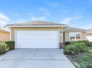 3416 International Village Dr W, Jacksonville, FL 32277