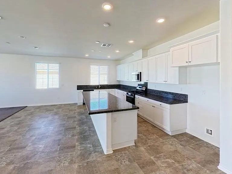 32202 Prairie Crossing Dr #92596 — Photo 2
