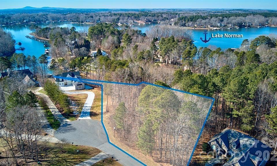 1st image of 152 Fox Hunt Dr