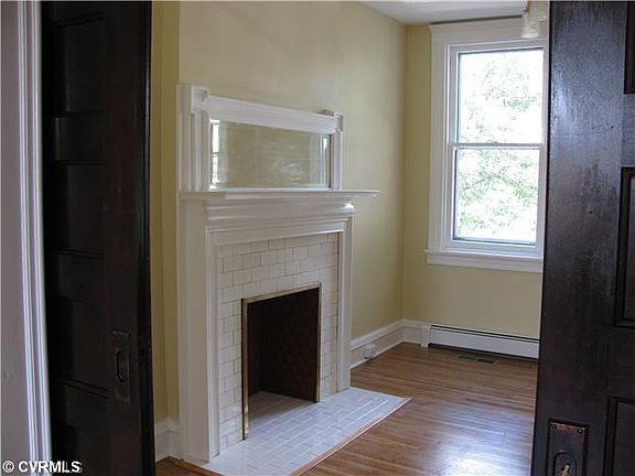 3rd image of 1112 N Allen Ave