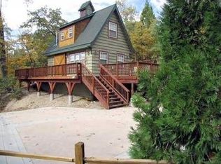 857 Antler Dr, Lake Arrowhead, CA 92352