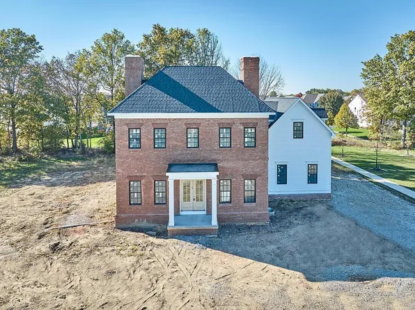 7301 Wood Edge Ln, New Albany, OH 43054