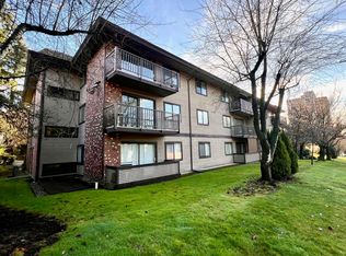 535 Blue Mountain St #202, Coquitlam, BC V3J 4R2