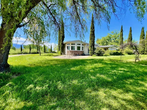 501 Carter Ln, Ashland, OR 97520