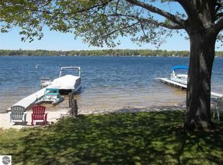 2543 Plainfield Rd, Hale, MI 48739