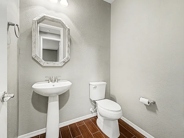 2539 W Rabjohn Rd — Photo 13